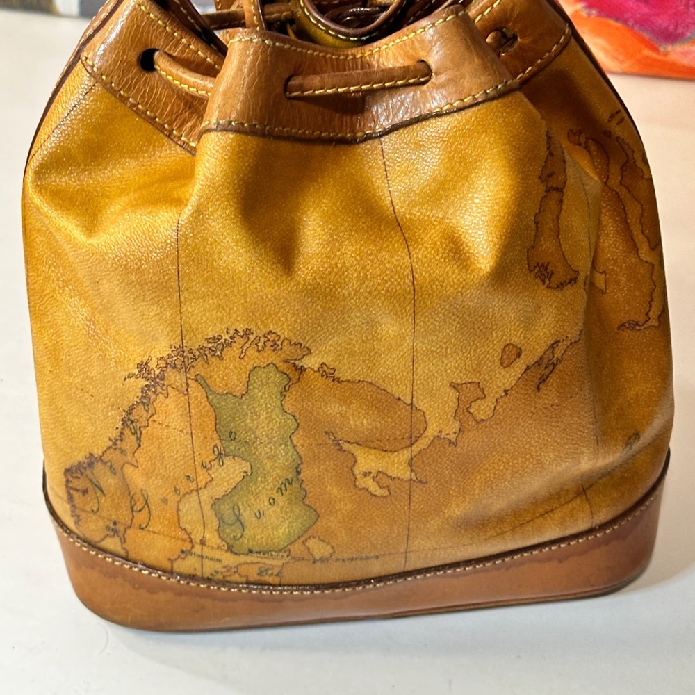 Vintage Map Print Tan Bucket Bag - Picture 8 of 12